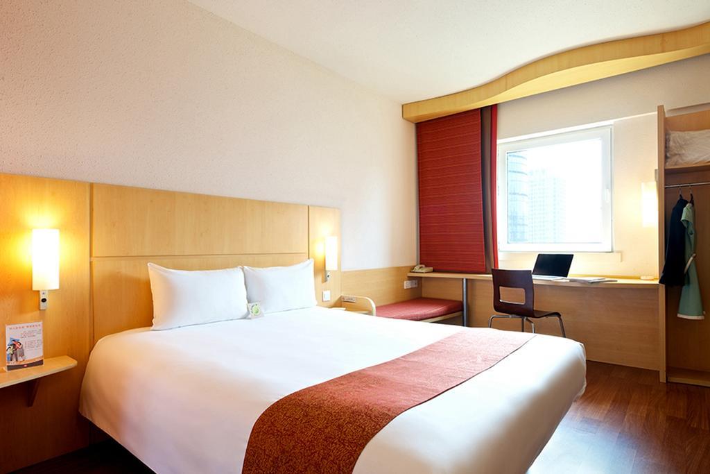 ホテル Ibis Luoyang Hi Tech Dev Zone エクステリア 写真